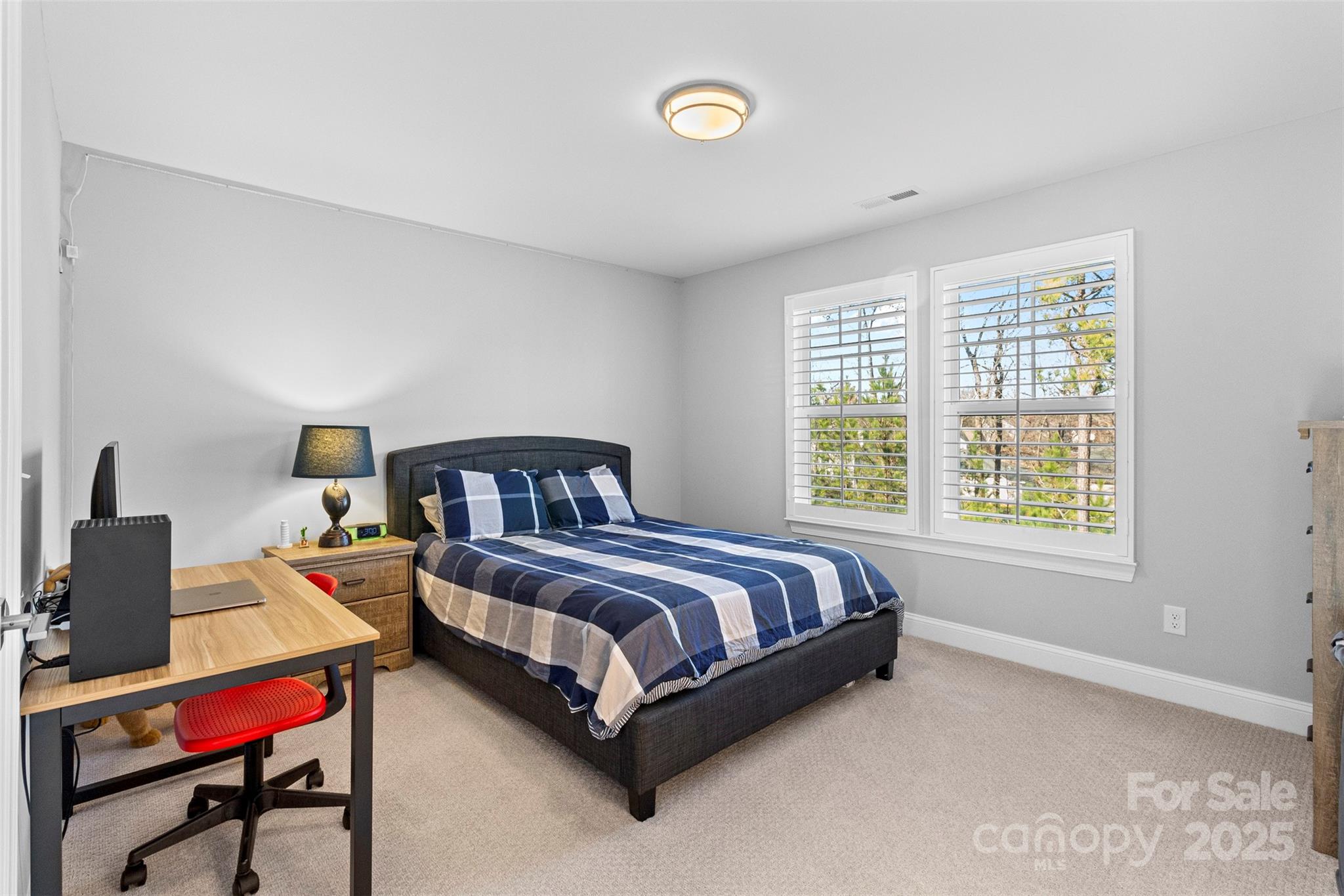 1801 Pin Oak Court