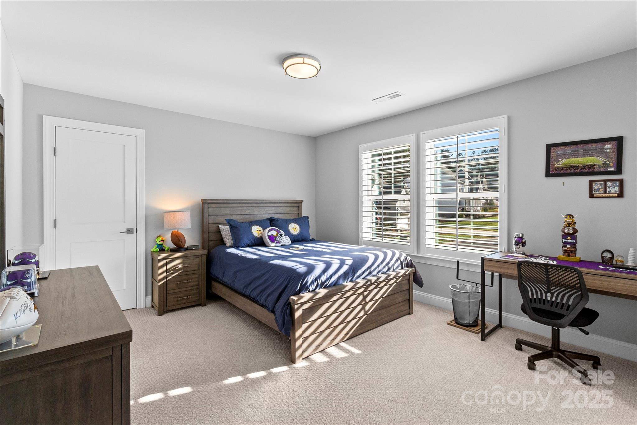 1801 Pin Oak Court