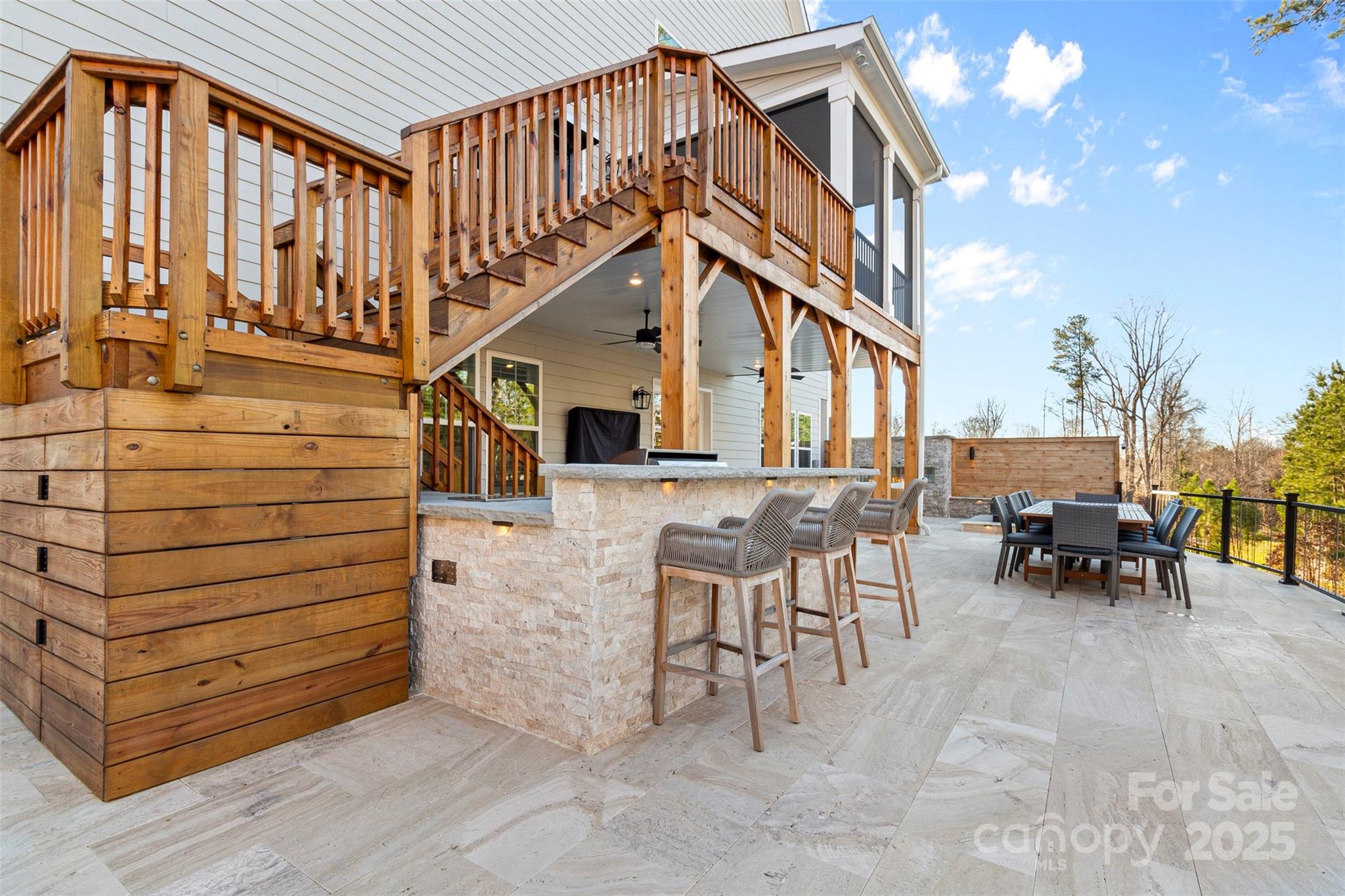 1801 Pin Oak Court