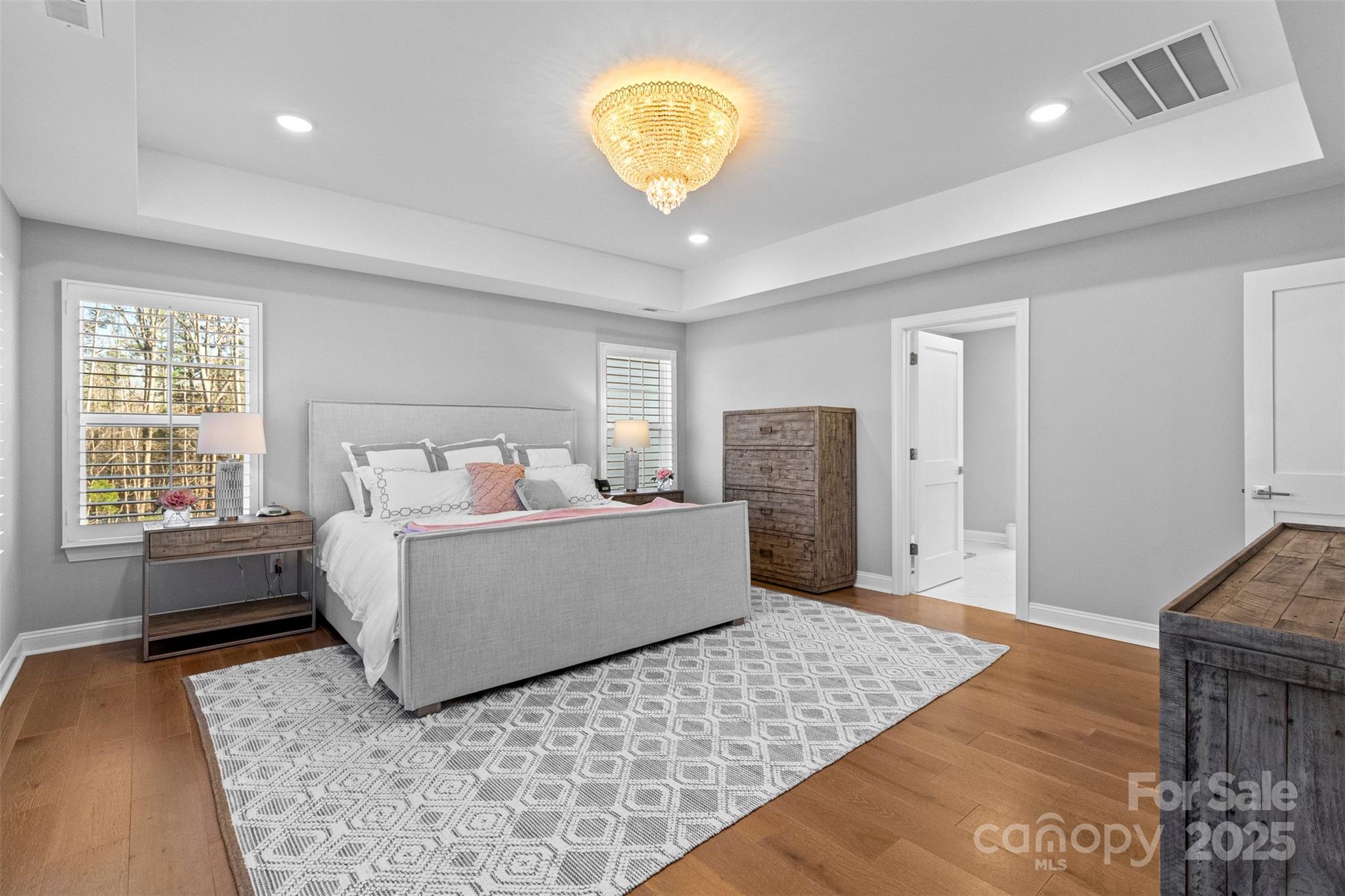 1801 Pin Oak Court
