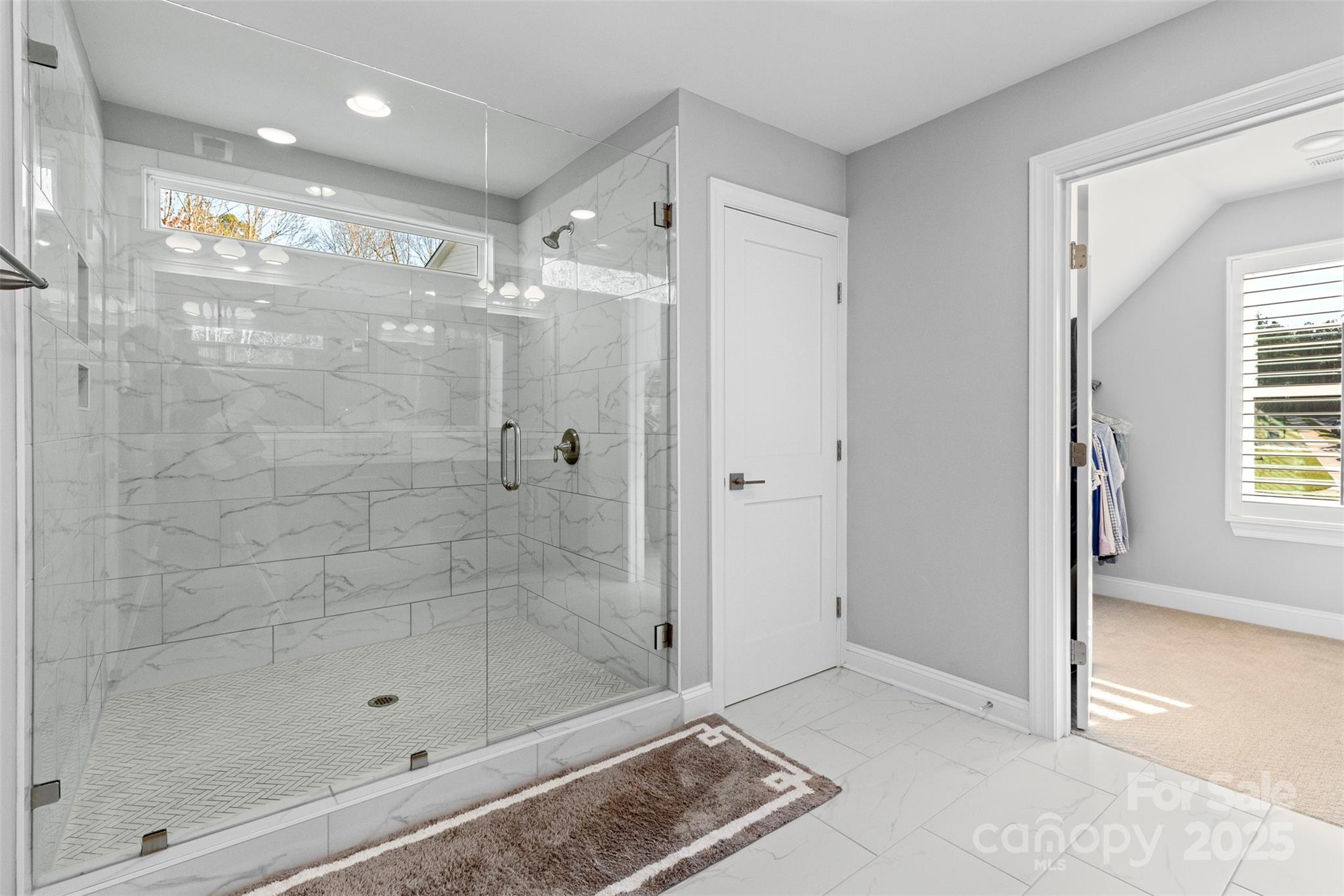 1801 Pin Oak Court