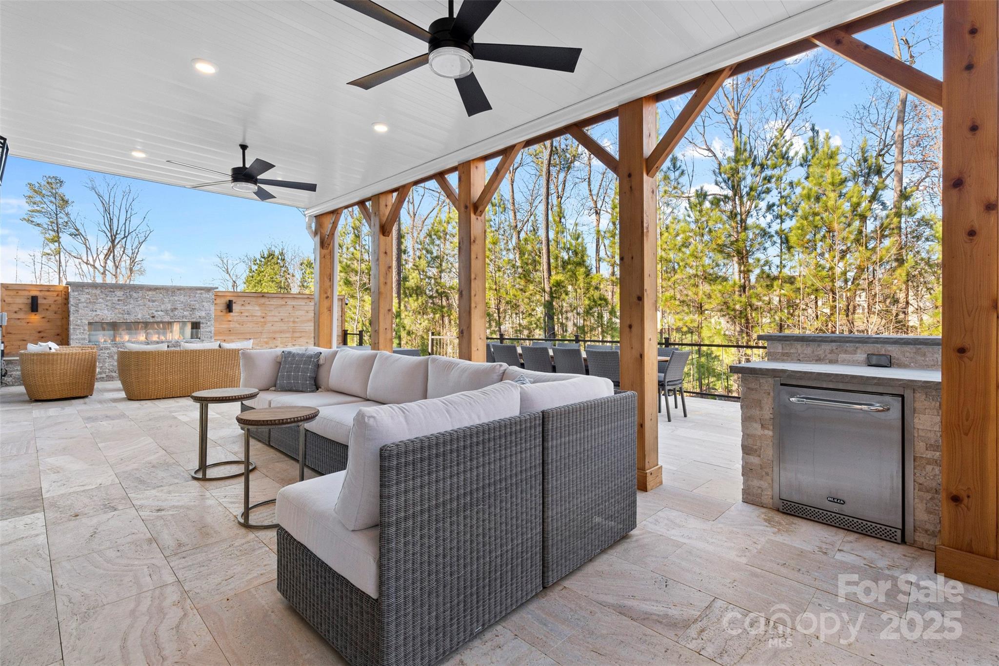1801 Pin Oak Court