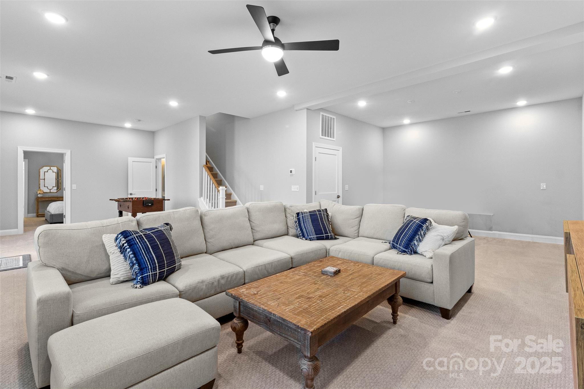 1801 Pin Oak Court