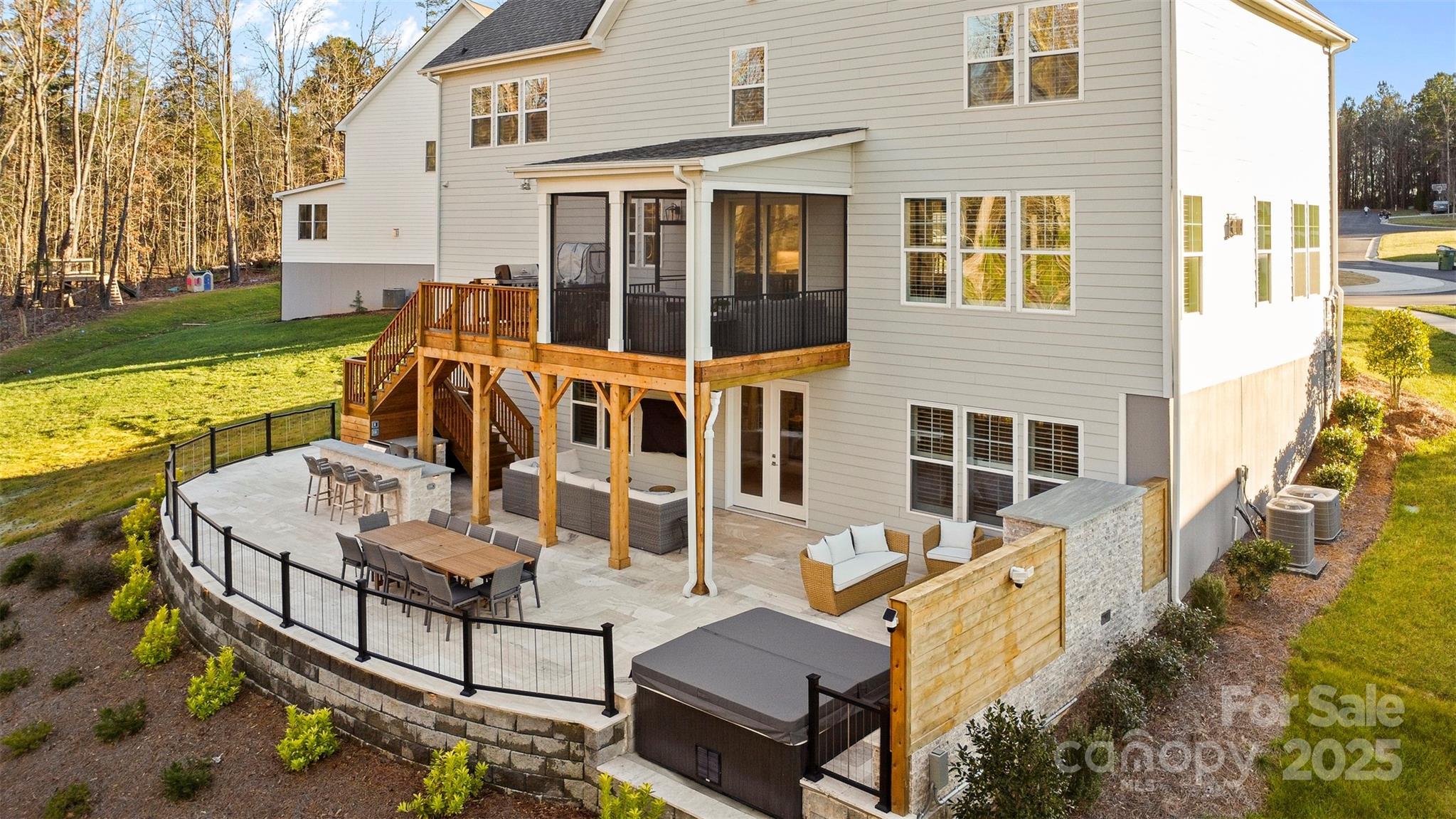1801 Pin Oak Court