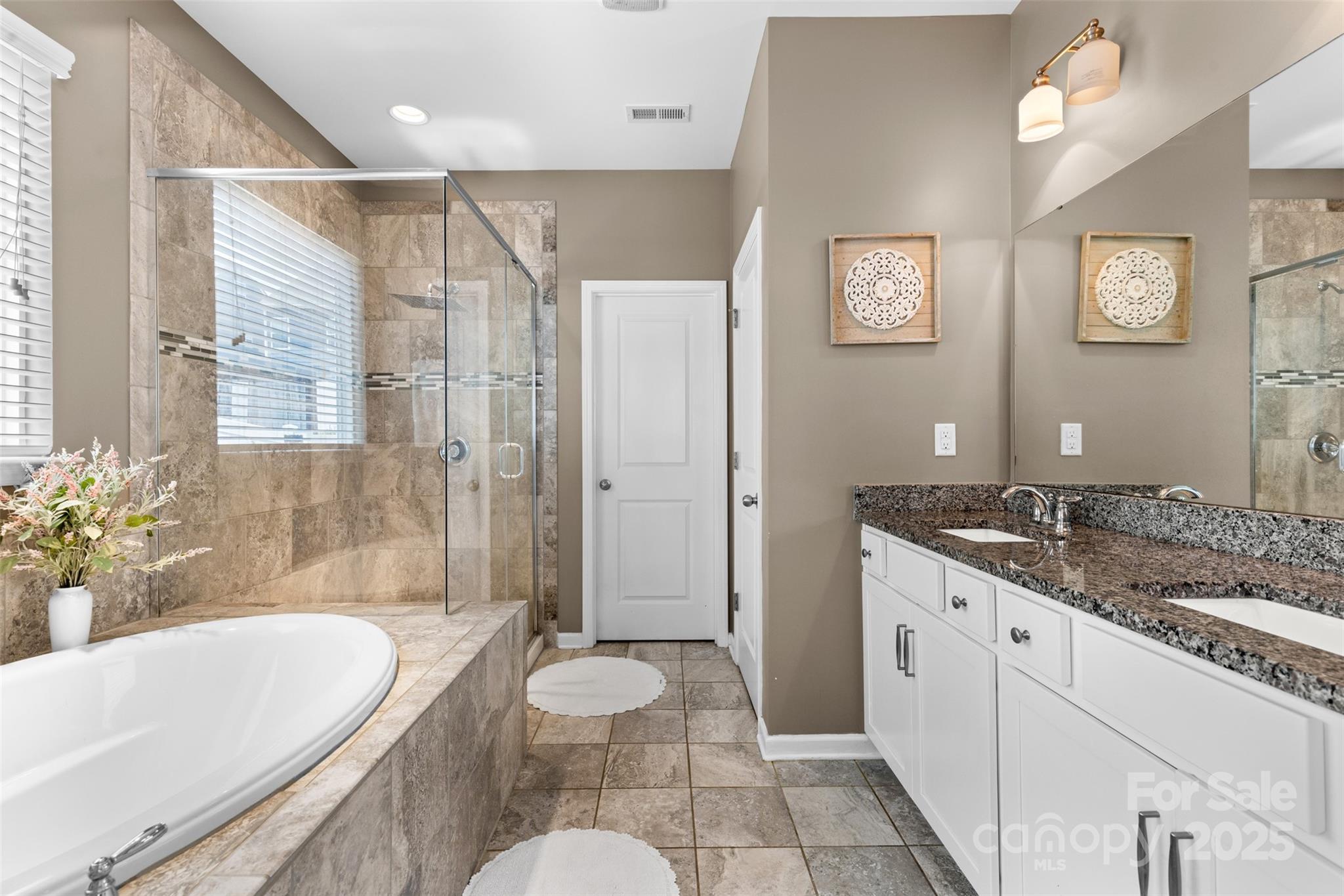 5059 Fenwick Court