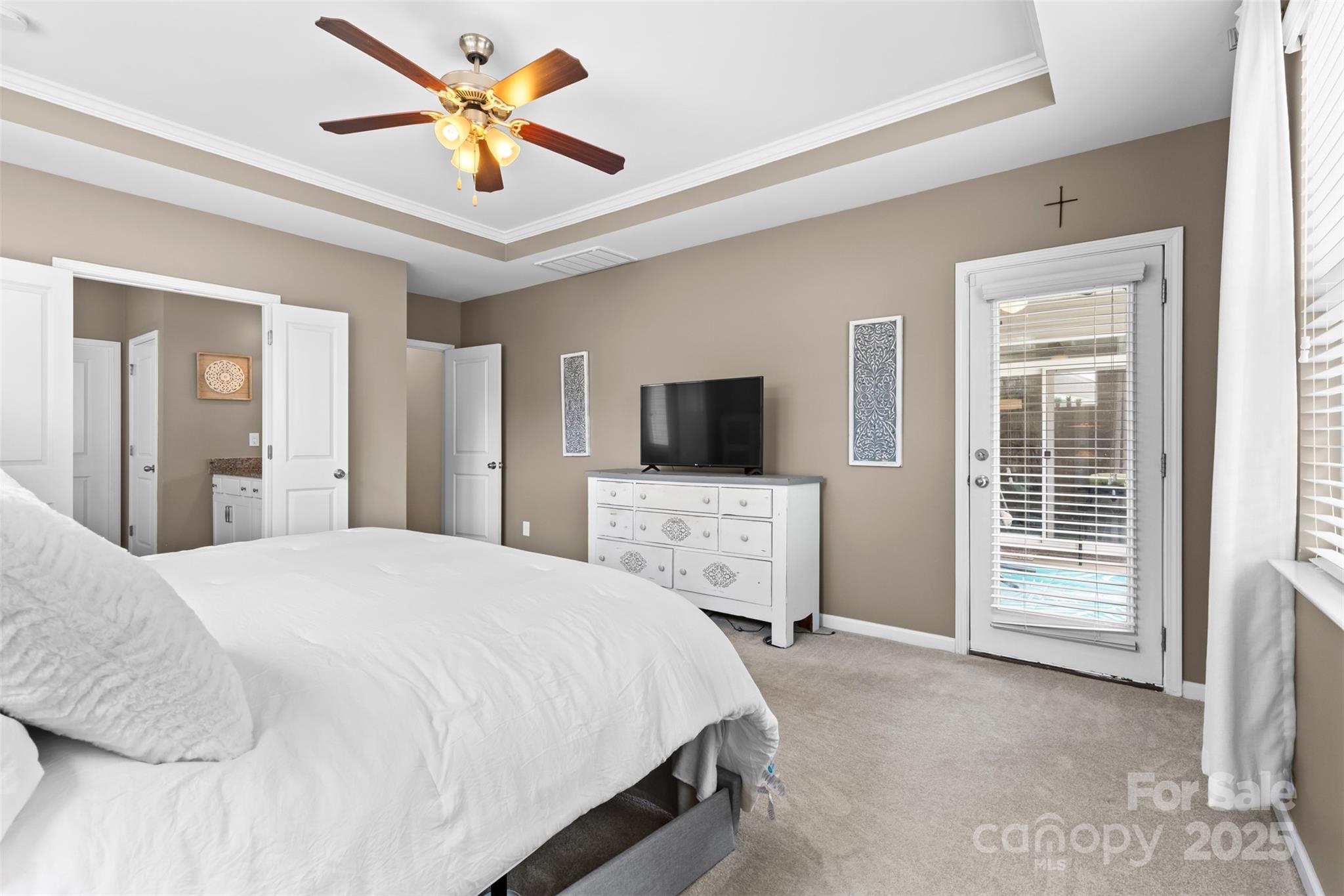 5059 Fenwick Court