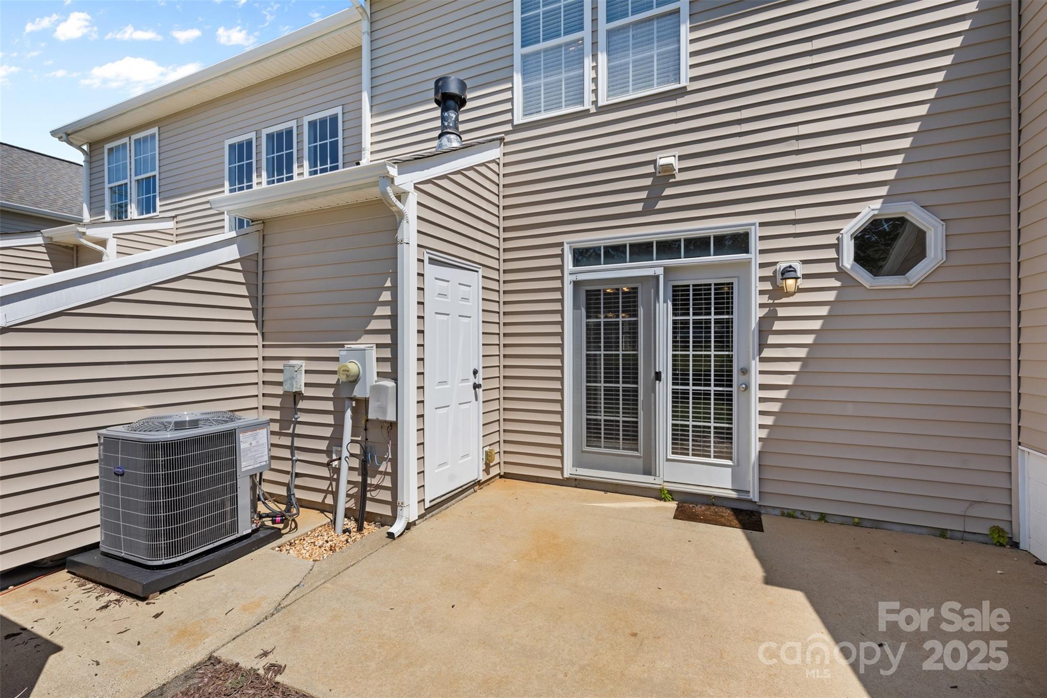 6320 Rhodins Lane