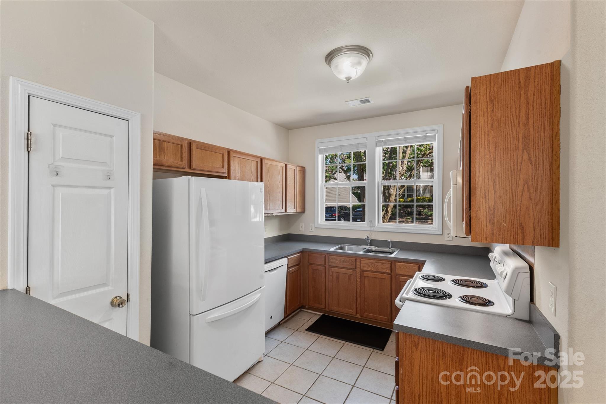 6320 Rhodins Lane