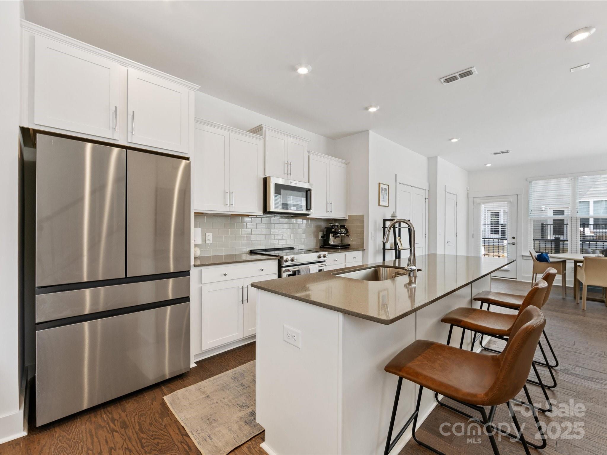 4027 Capital Ridge Court Unit: 10
