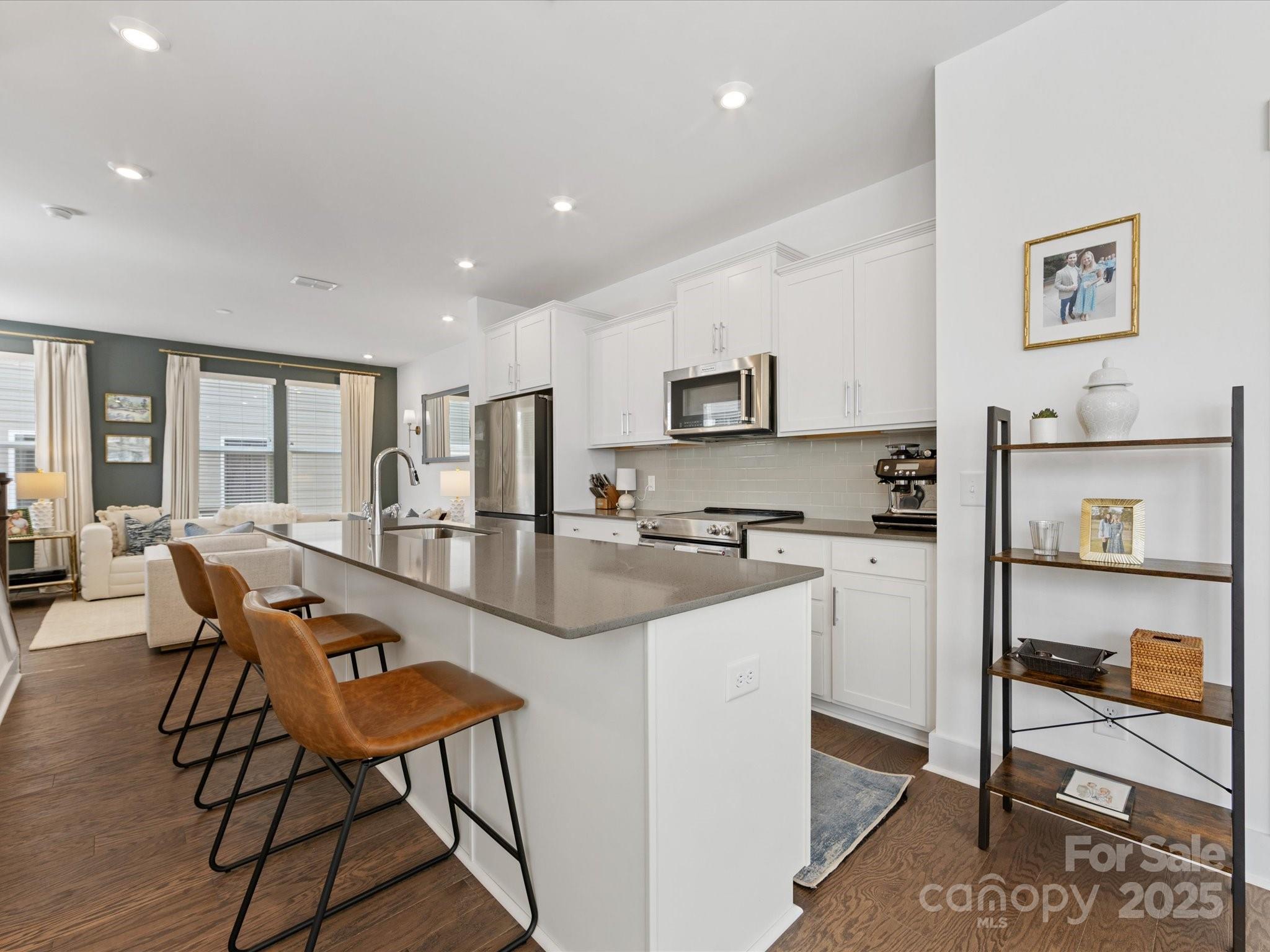 4027 Capital Ridge Court Unit: 10