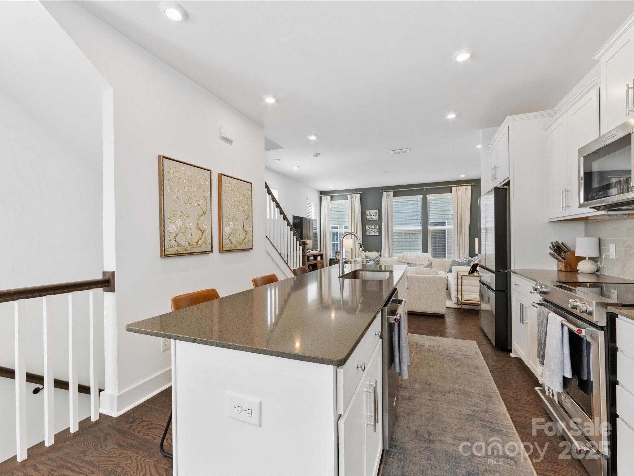 4027 Capital Ridge Court Unit: 10