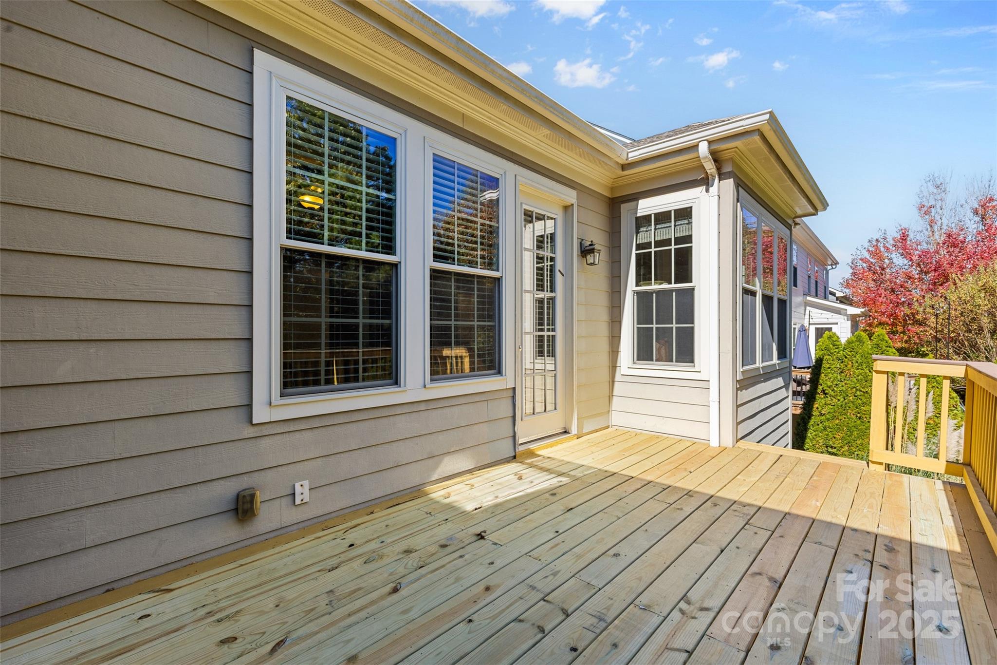 16281 Reynolds Drive