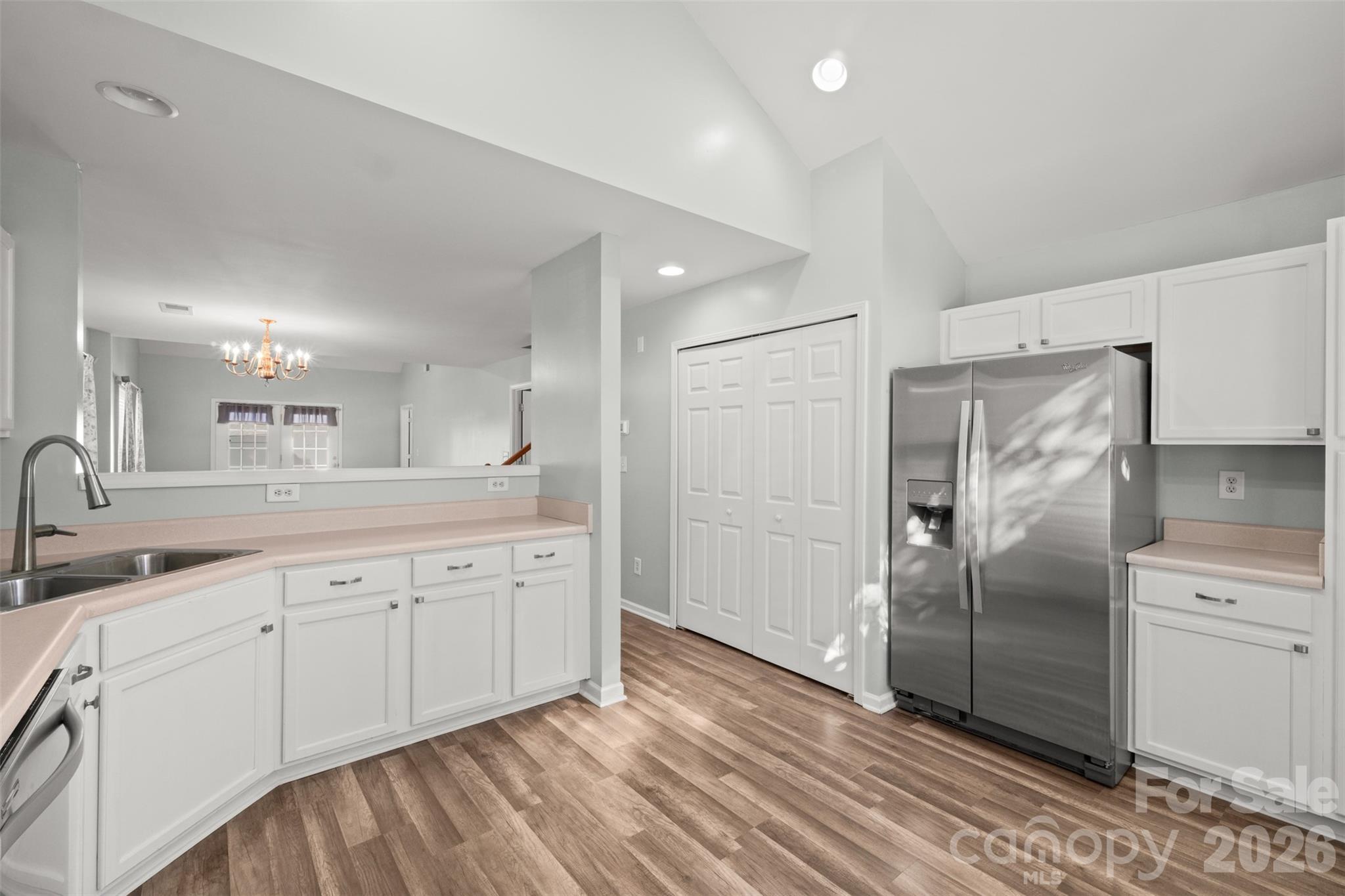 2296 Hanover Court