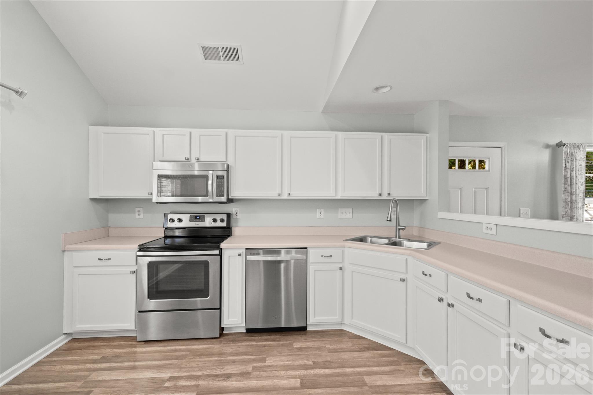 2296 Hanover Court