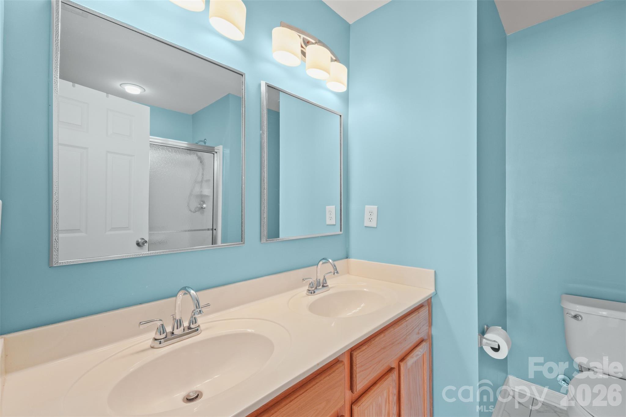 2296 Hanover Court