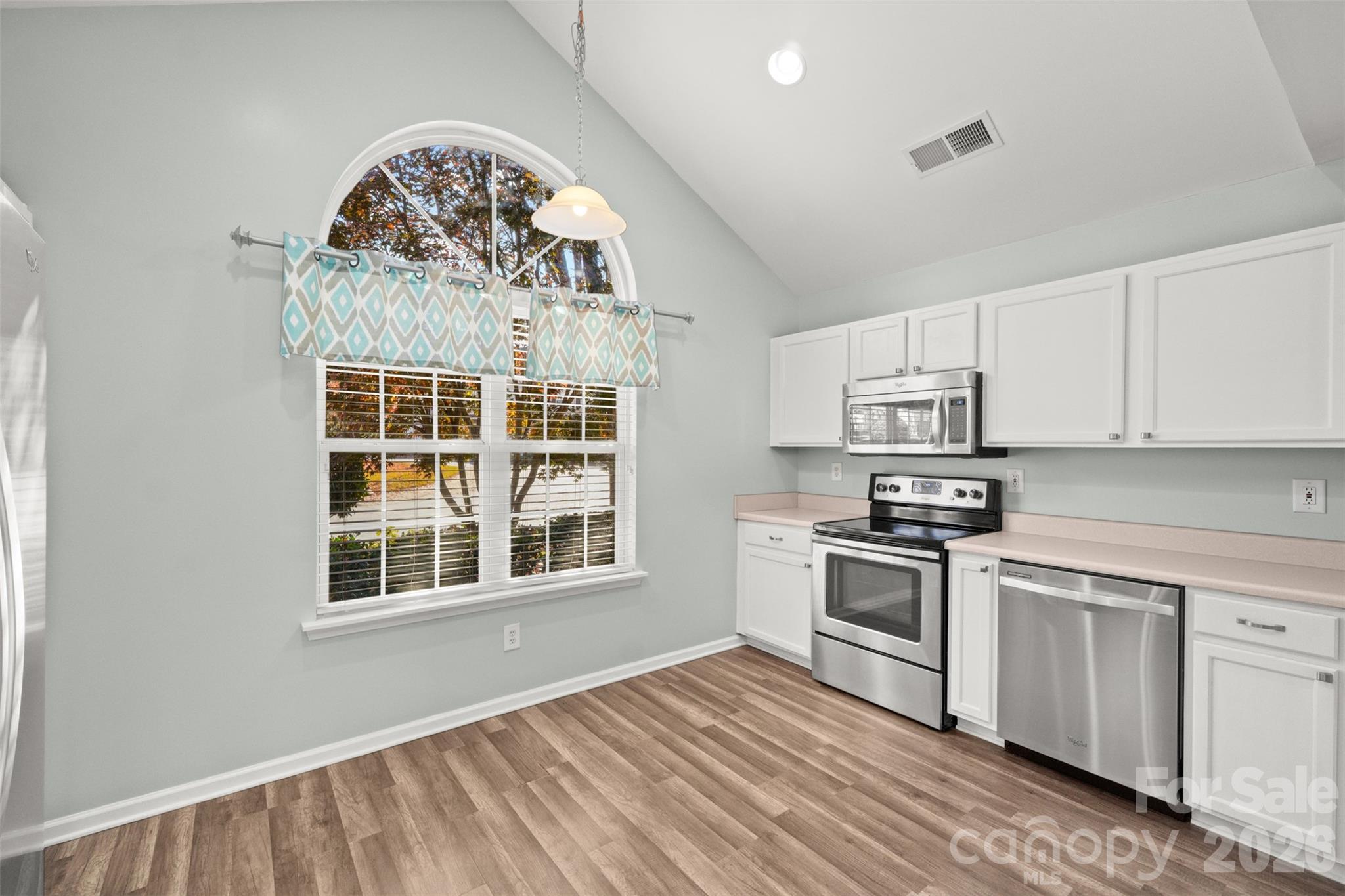 2296 Hanover Court