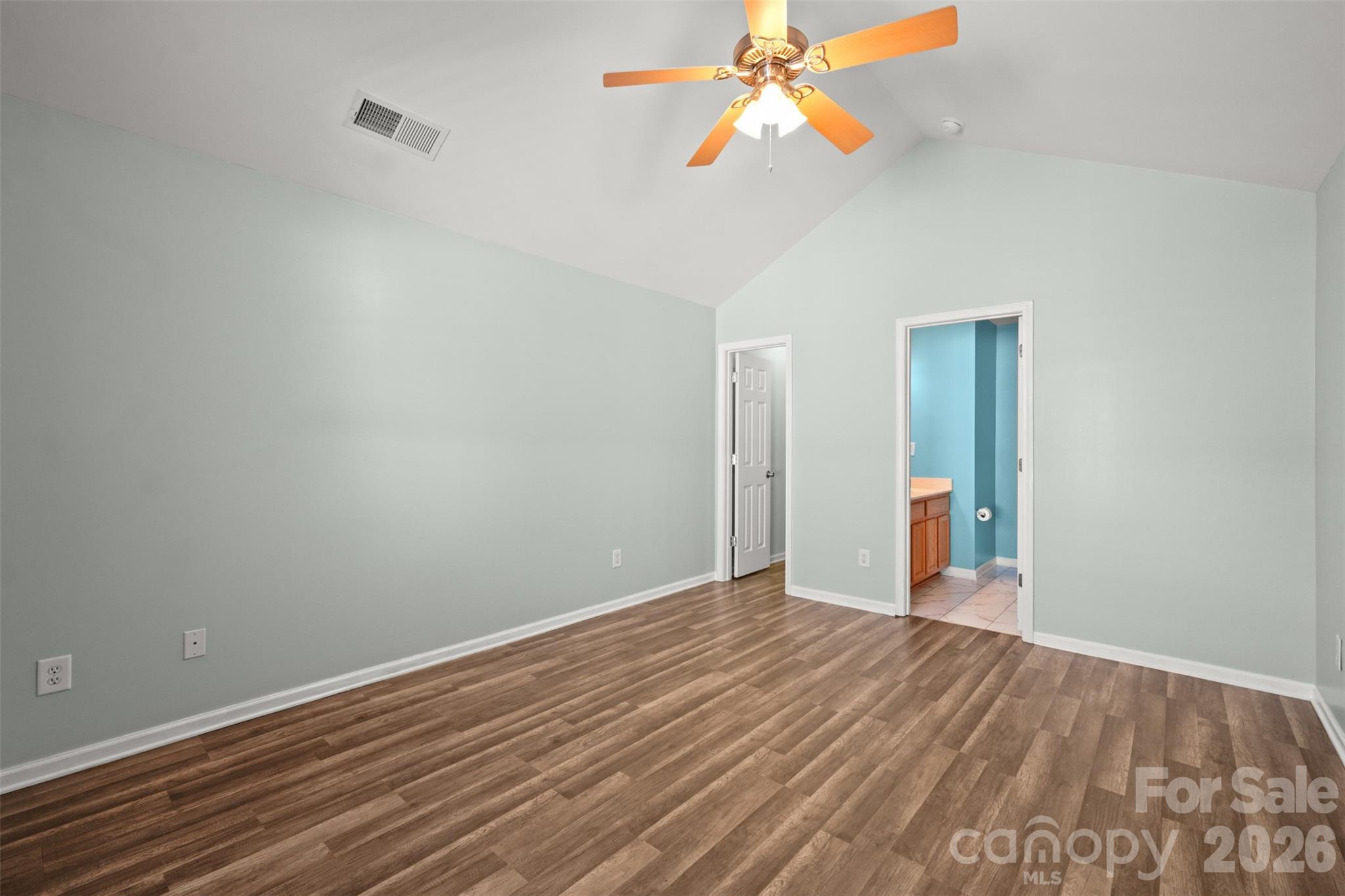 2296 Hanover Court