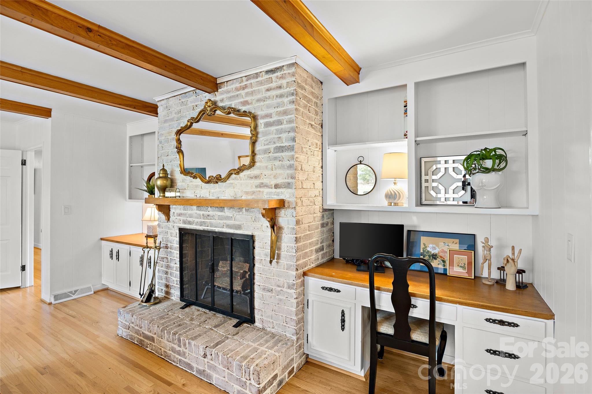 401 Glen Oaks Road