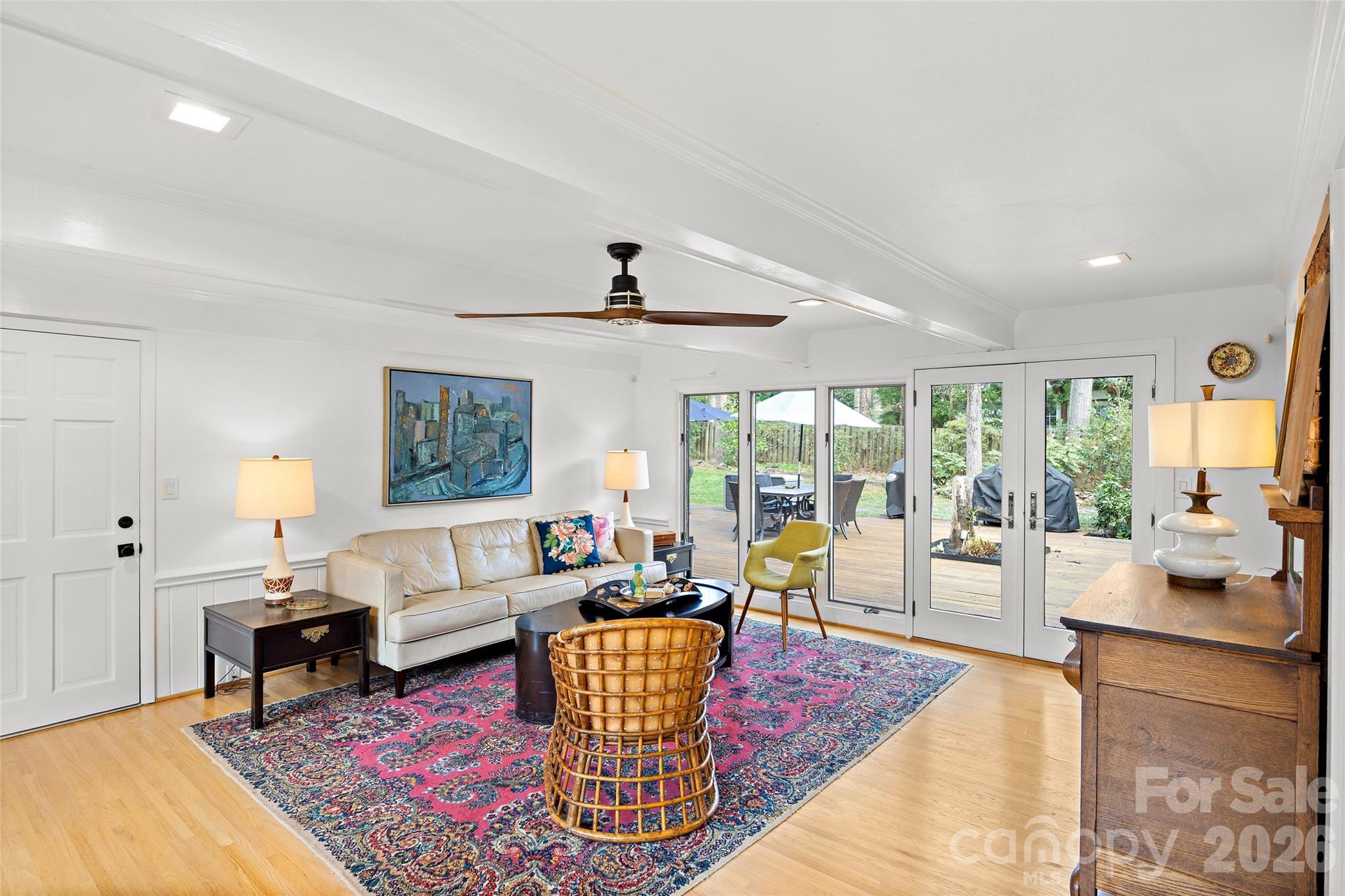401 Glen Oaks Road