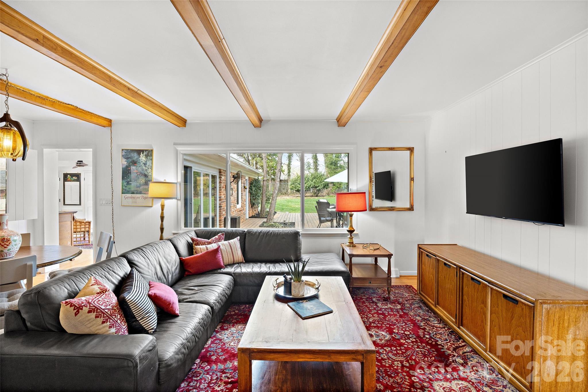 401 Glen Oaks Road