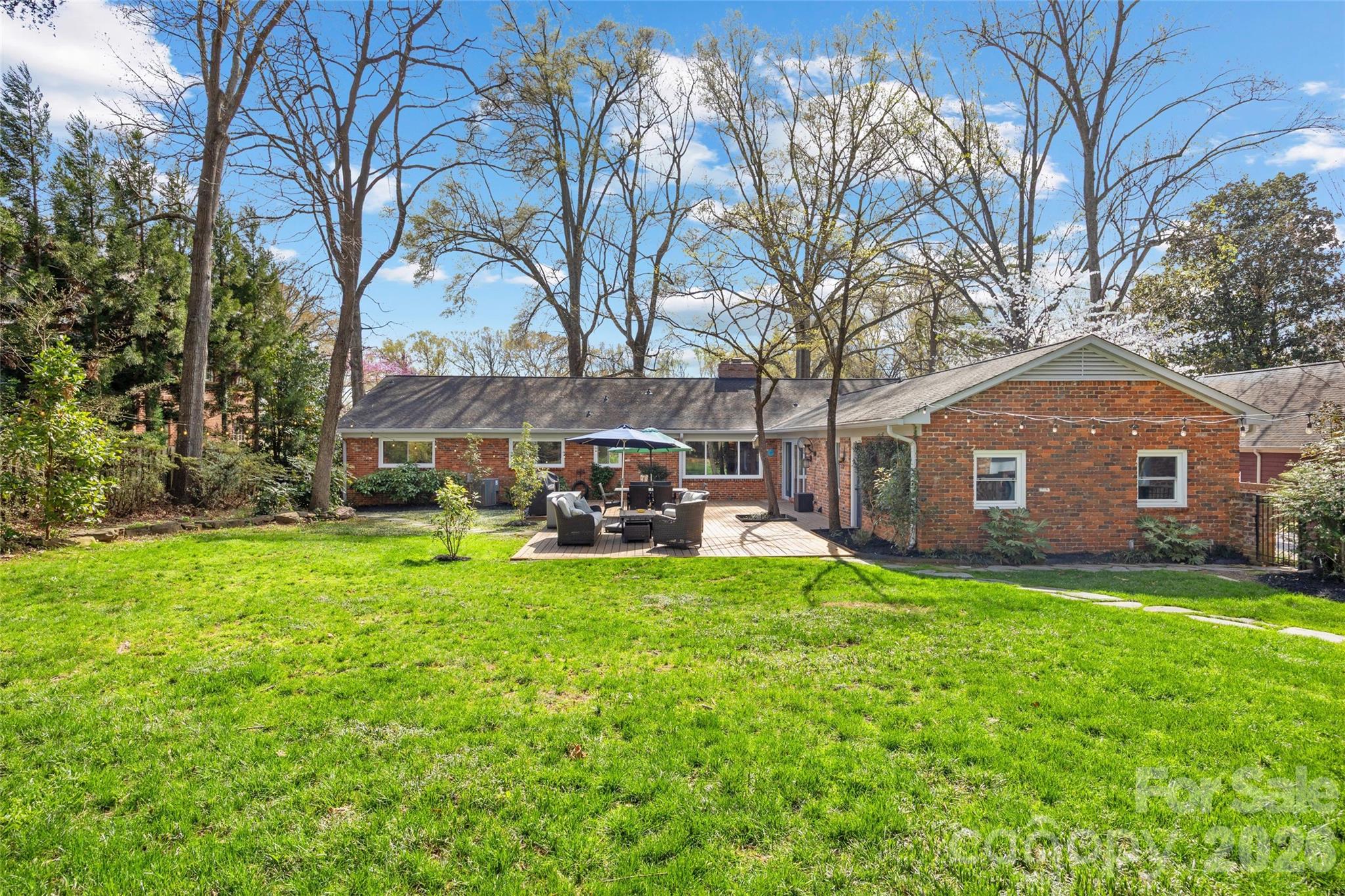 401 Glen Oaks Road