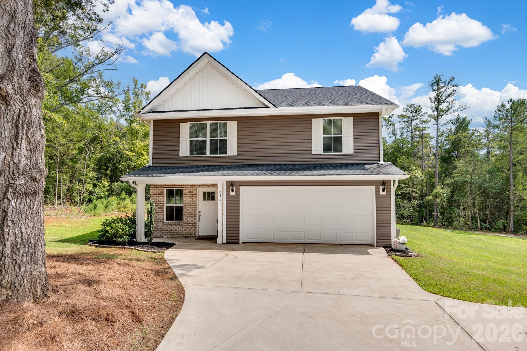 219 W North Corner Road