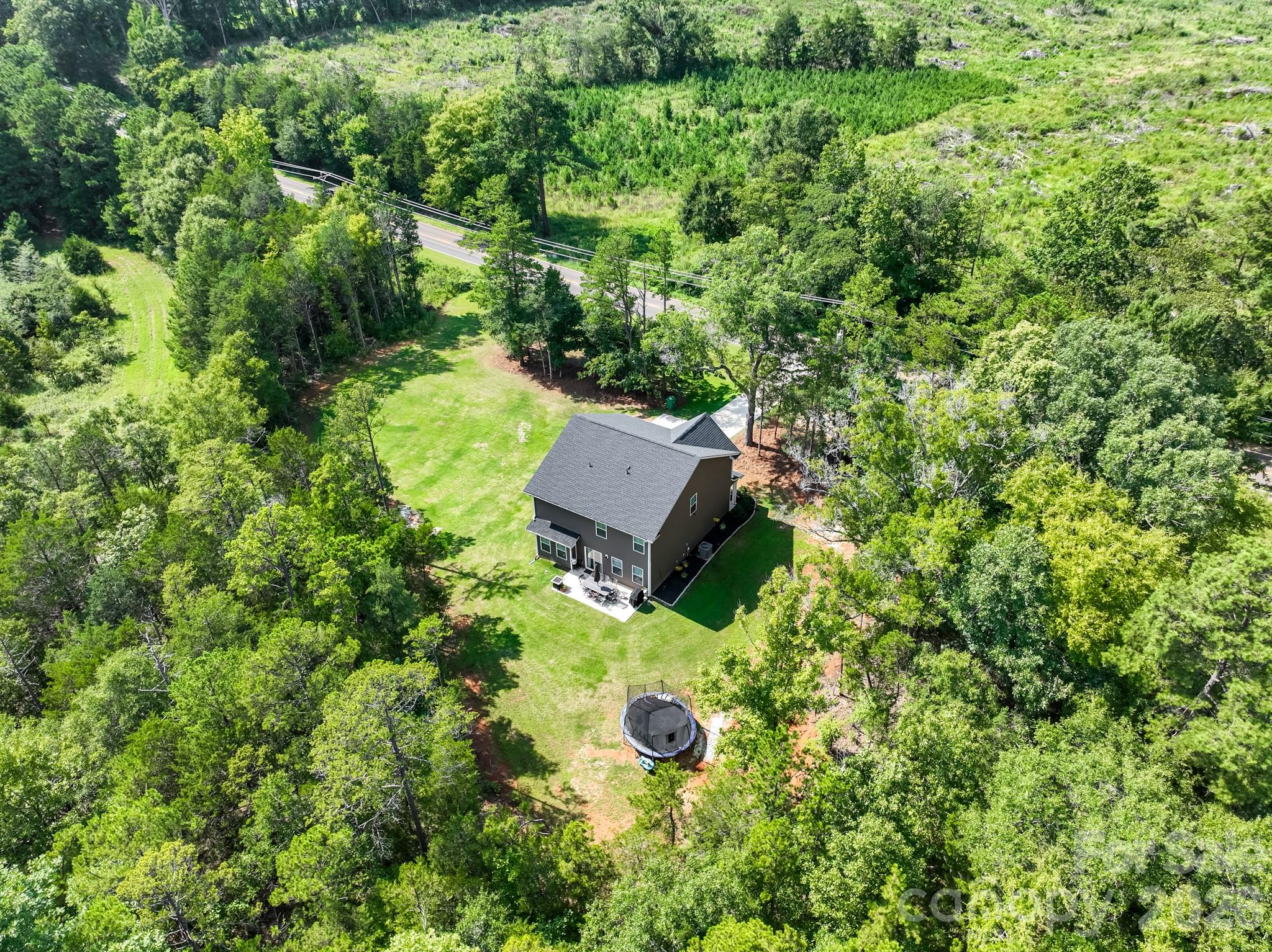 219 W North Corner Road