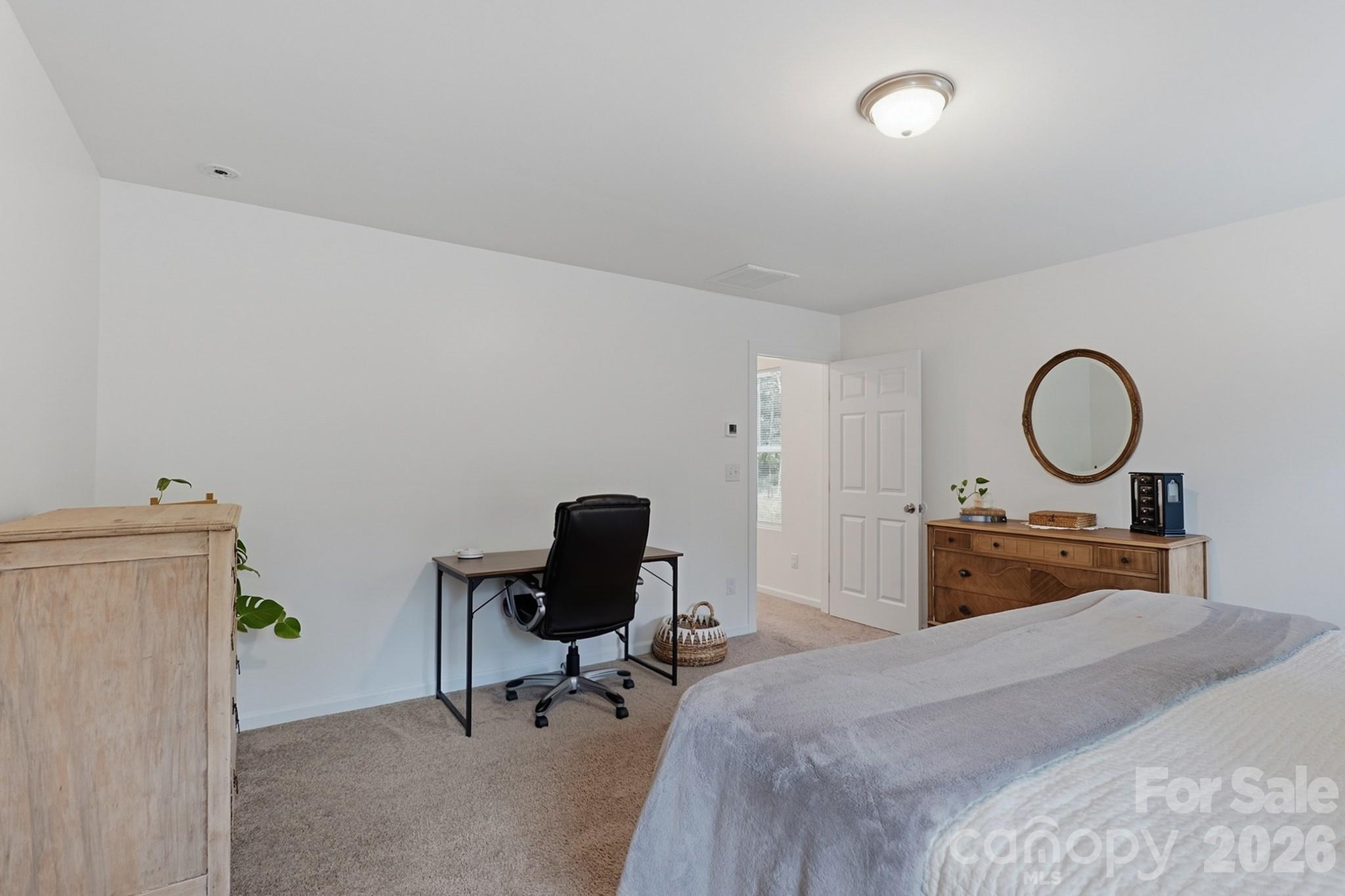 219 W North Corner Road