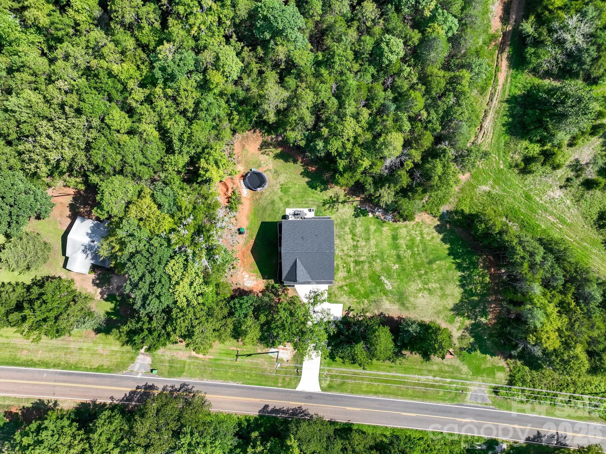 219 W North Corner Road