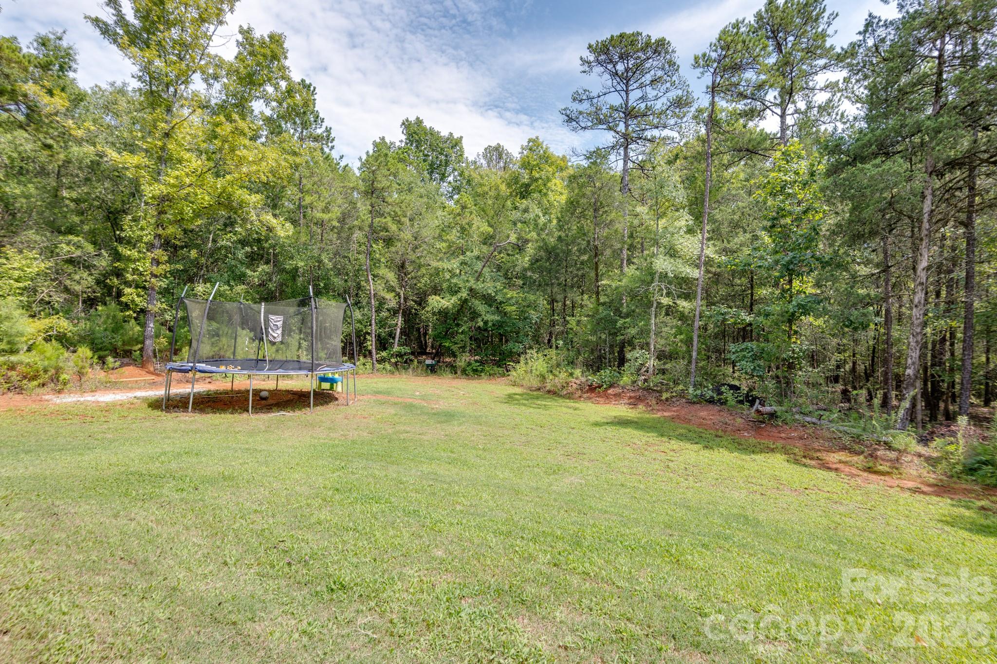 219 W North Corner Road