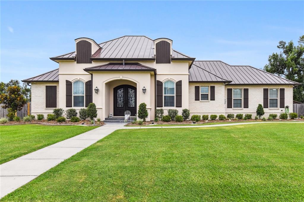 10128 CHENEVERT Road