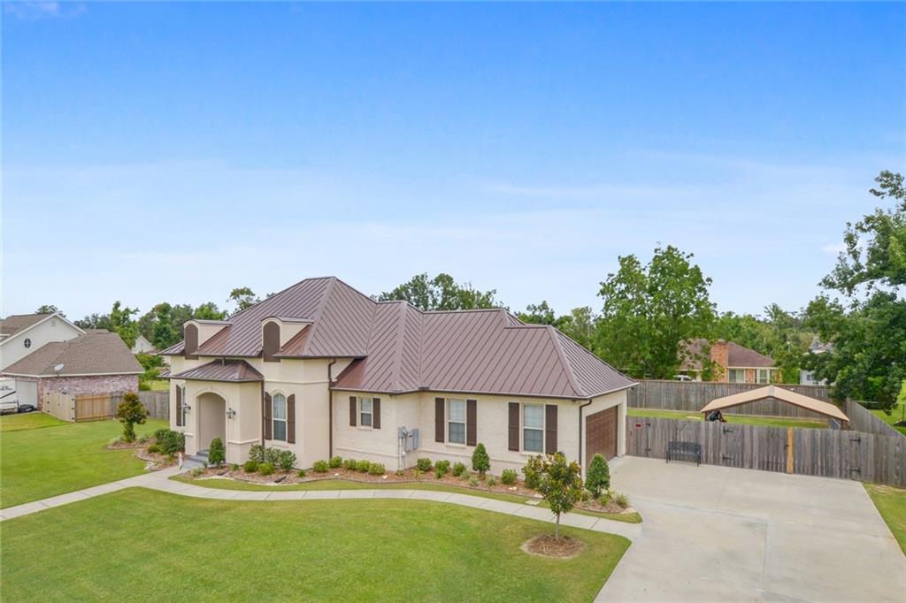 10128 CHENEVERT Road