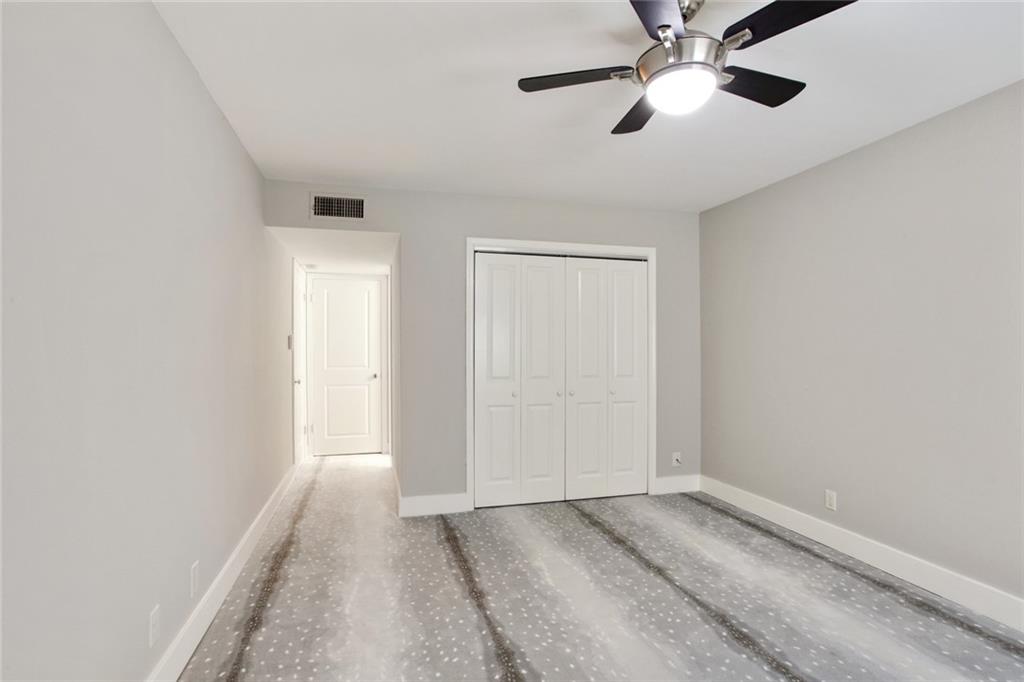 1430 JACKSON Avenue 302