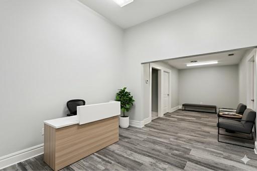 350 N CAUSEWAY Boulevard 200