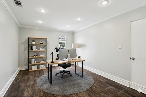 350 N CAUSEWAY Boulevard 300