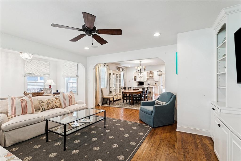 6465 CANAL Boulevard