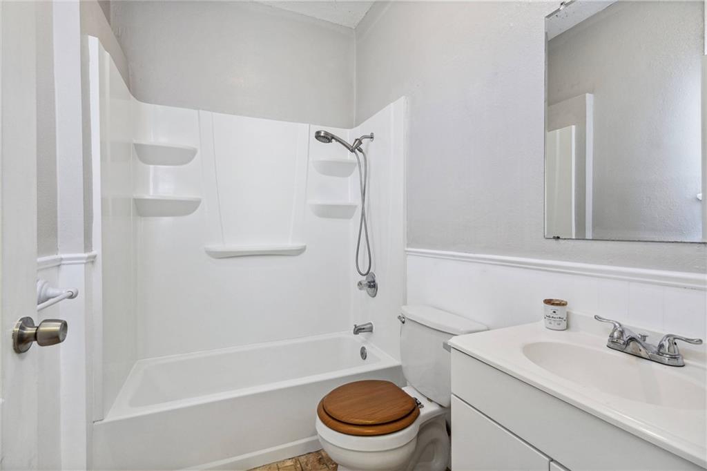 7923 29 FORSHEY Street