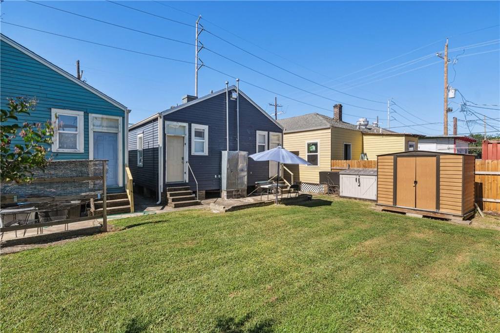 7923 29 FORSHEY Street