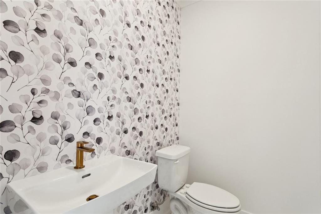 17310 PADDOCK Circle