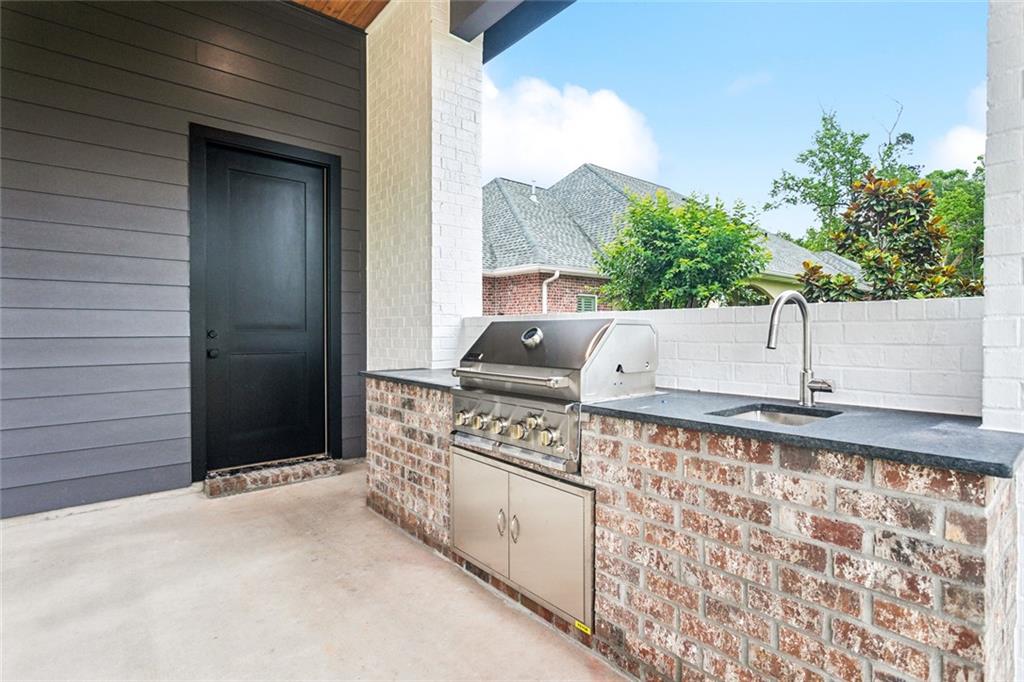 17252 ENGLISH SADDLE Lane