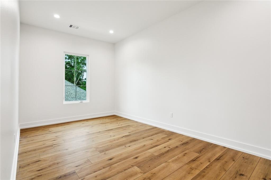 17252 ENGLISH SADDLE Lane