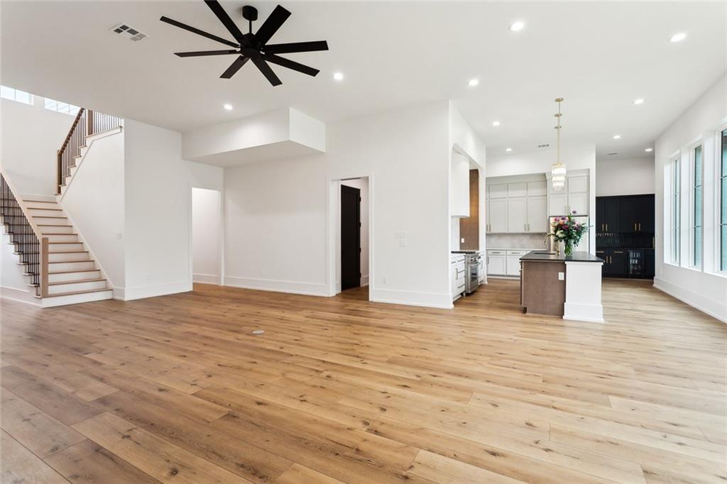 17252 ENGLISH SADDLE Lane