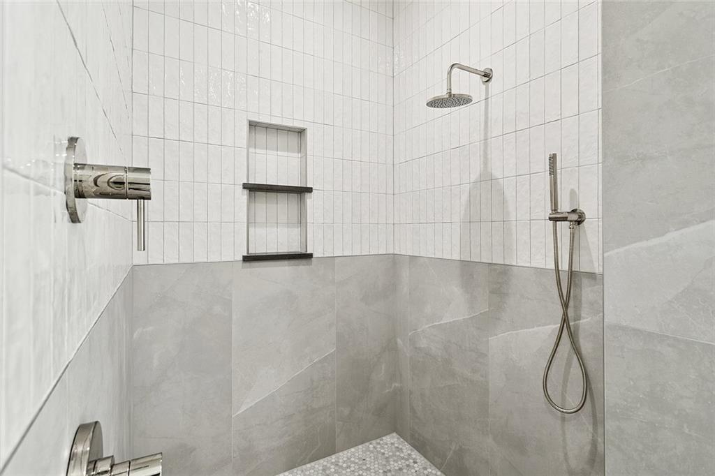 17314 PADDOCK Circle