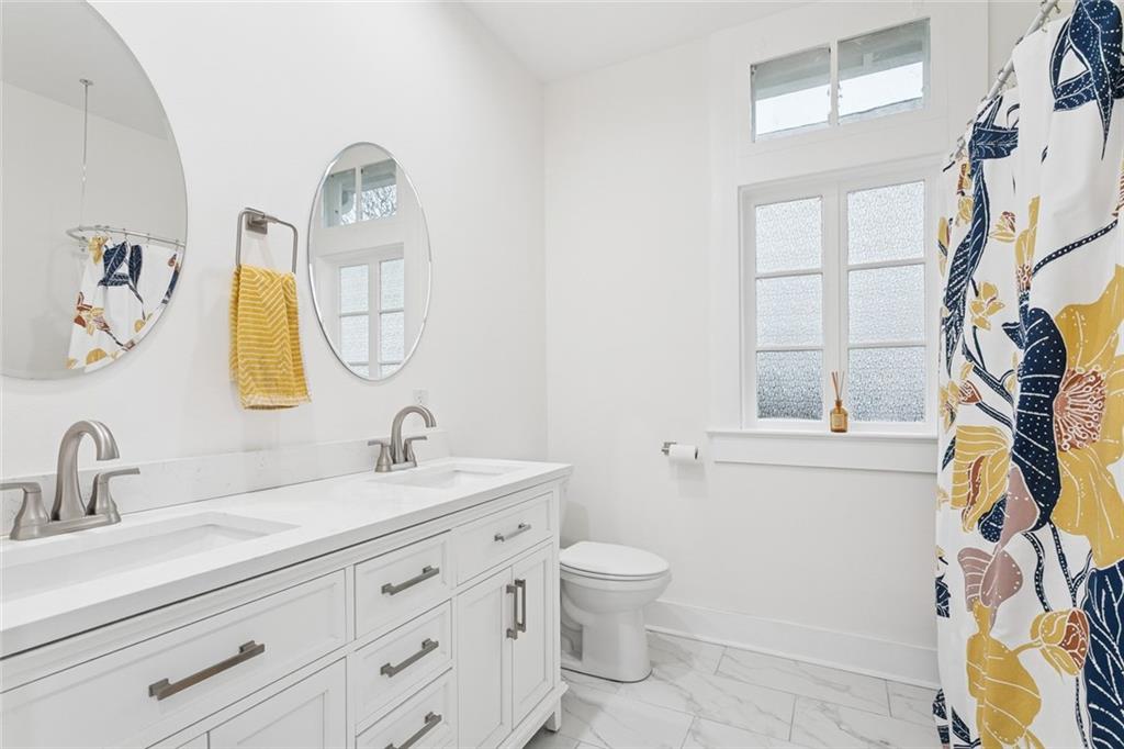 1921 CAMBRONNE Street