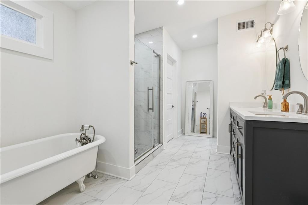 1921 CAMBRONNE Street