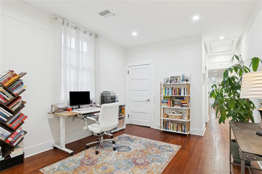 1921 CAMBRONNE Street