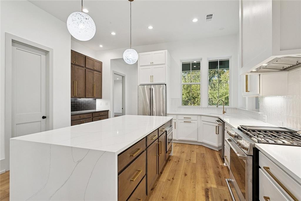 17314 PADDOCK Circle