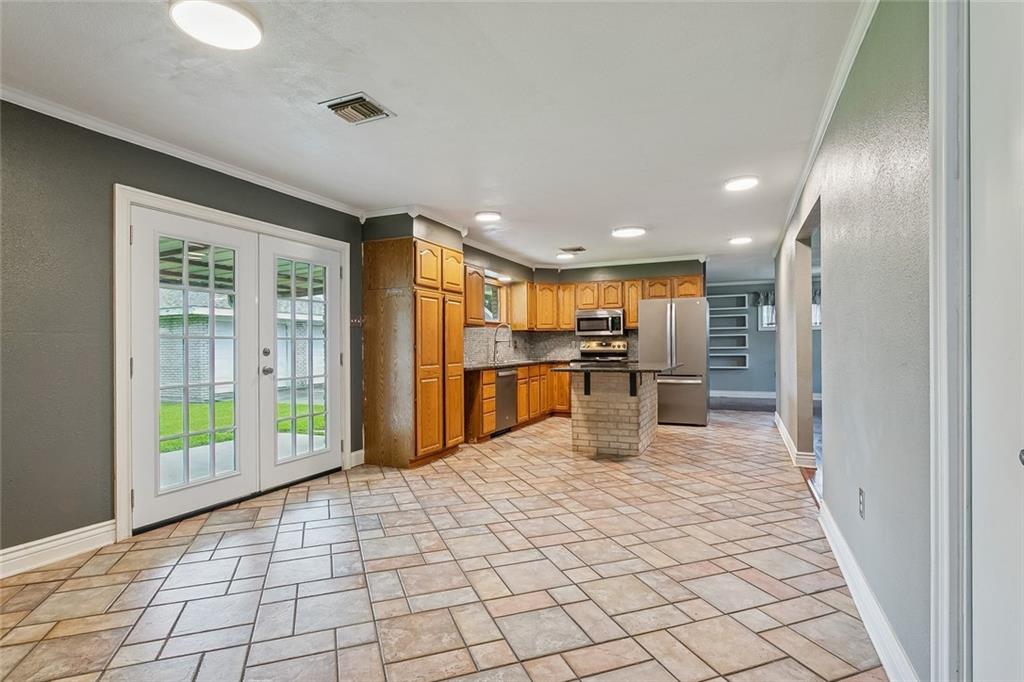 2729 DOLORES Drive