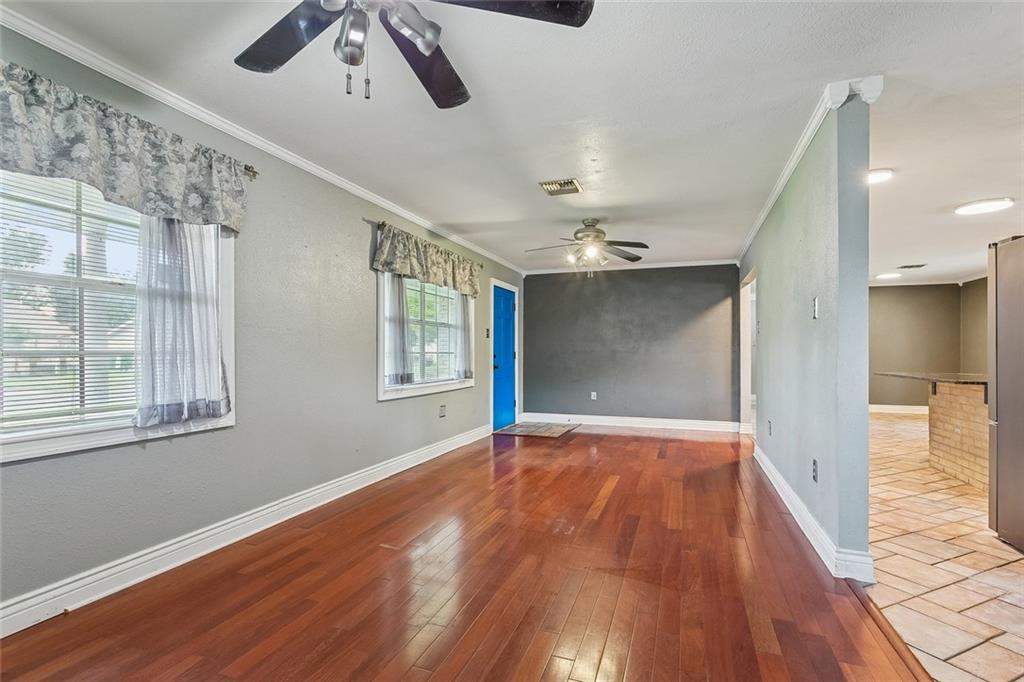 2729 DOLORES Drive
