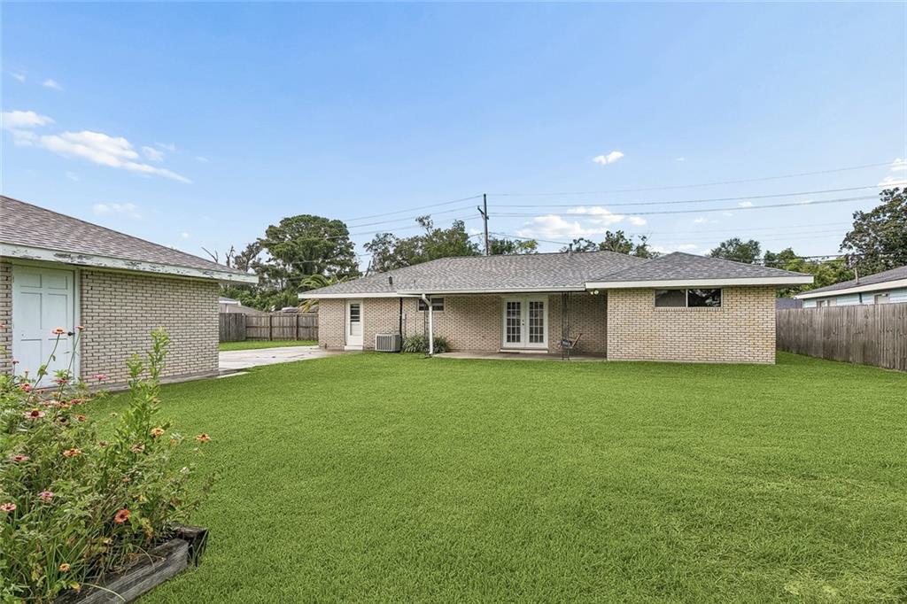 2729 DOLORES Drive
